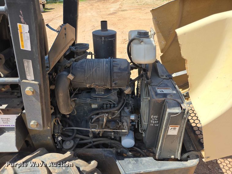 image for item EB1456 Ingersoll Rand SD-25F single drum vibratory roller