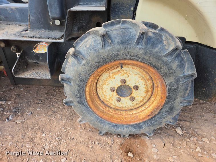 image for item EB1456 Ingersoll Rand SD-25F single drum vibratory roller