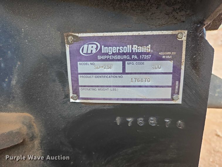 image for item EB1456 Ingersoll Rand SD-25F single drum vibratory roller