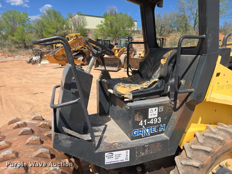 image for item EB1457 2007 Bomag BW124PDH-3 single drum vibratory roller