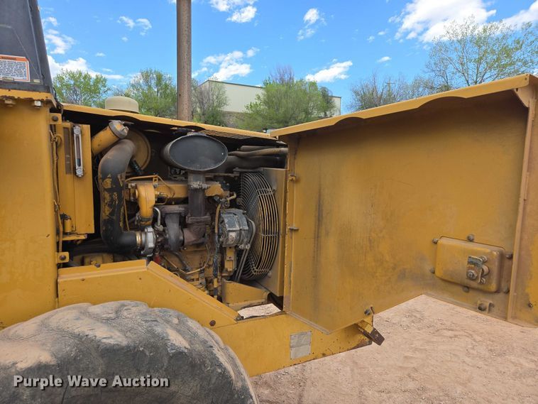 image for item EB1458 1997 Caterpillar CP-433C single drum vibratory roller