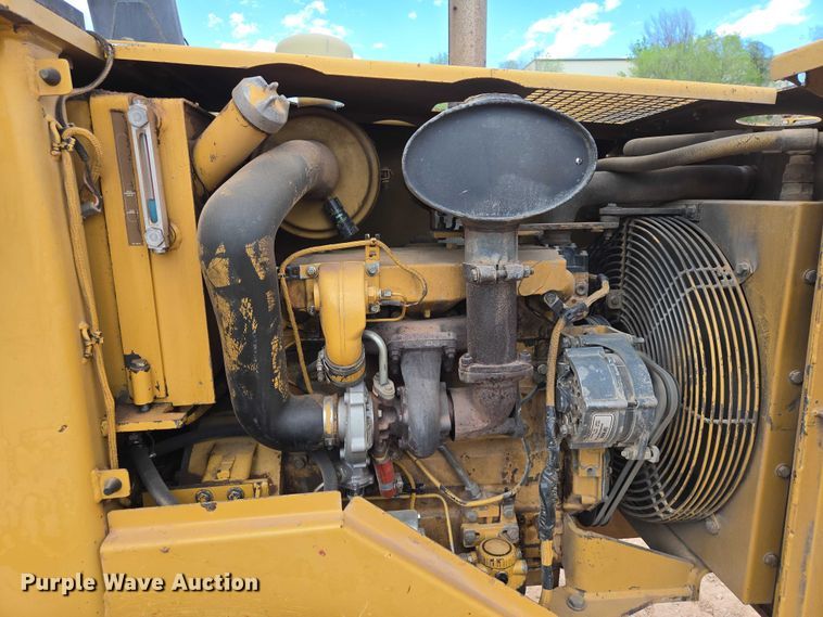 image for item EB1458 1997 Caterpillar CP-433C single drum vibratory roller