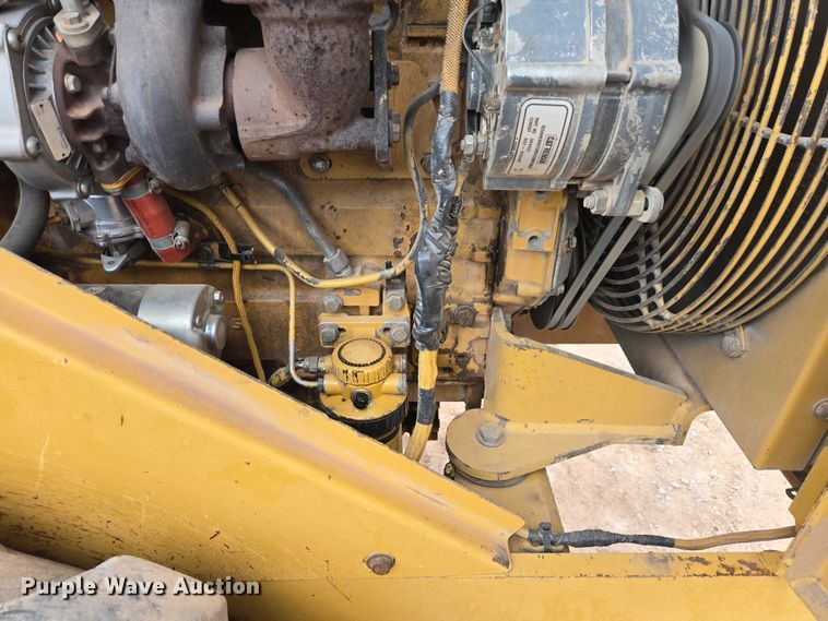 image for item EB1458 1997 Caterpillar CP-433C single drum vibratory roller