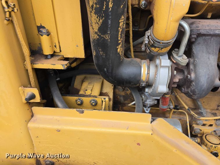 image for item EB1458 1997 Caterpillar CP-433C single drum vibratory roller