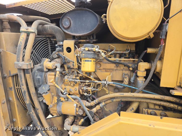image for item EB1458 1997 Caterpillar CP-433C single drum vibratory roller