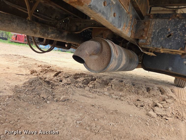 image for item EB1459 1998 Ford F800 dump flatbed truck