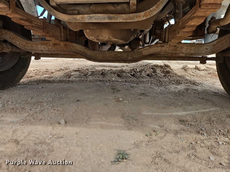 image for item EB1459 1998 Ford F800 dump flatbed truck