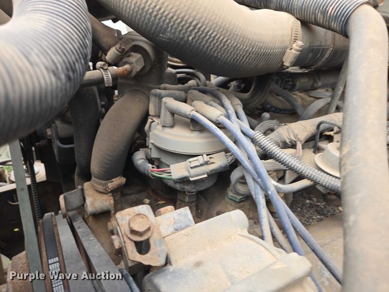 image for item EB1460 1992 Ford F700 dump flatbed truck