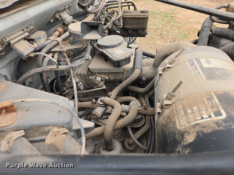 image for item EB1460 1992 Ford F700 dump flatbed truck