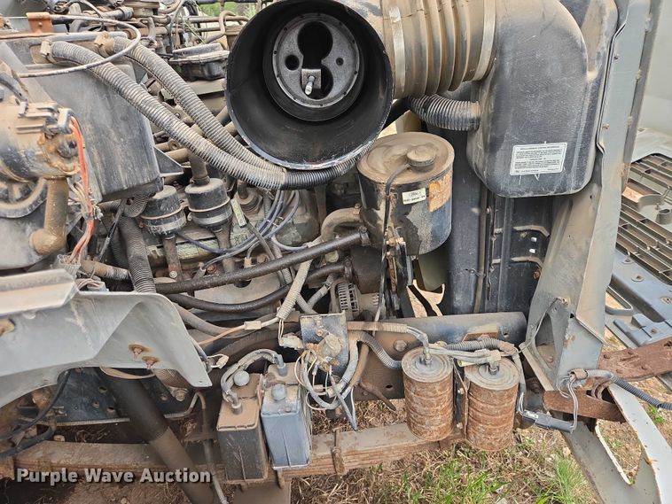image for item EB1460 1992 Ford F700 dump flatbed truck