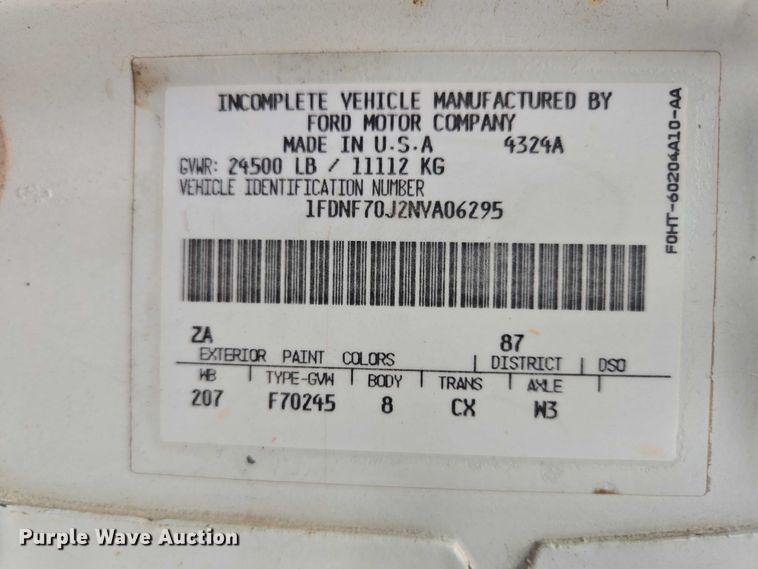 image for item EB1460 1992 Ford F700 dump flatbed truck