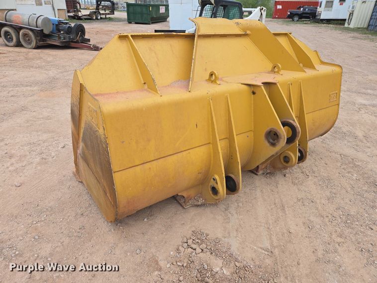 image for item EB1462 Caterpillar wheel loader bucket
