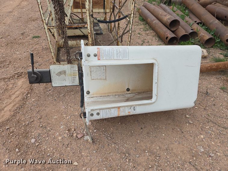 image for item EB1466 (2) aerial lift basket