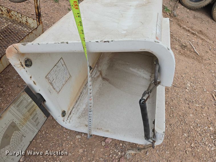image for item EB1466 (2) aerial lift basket