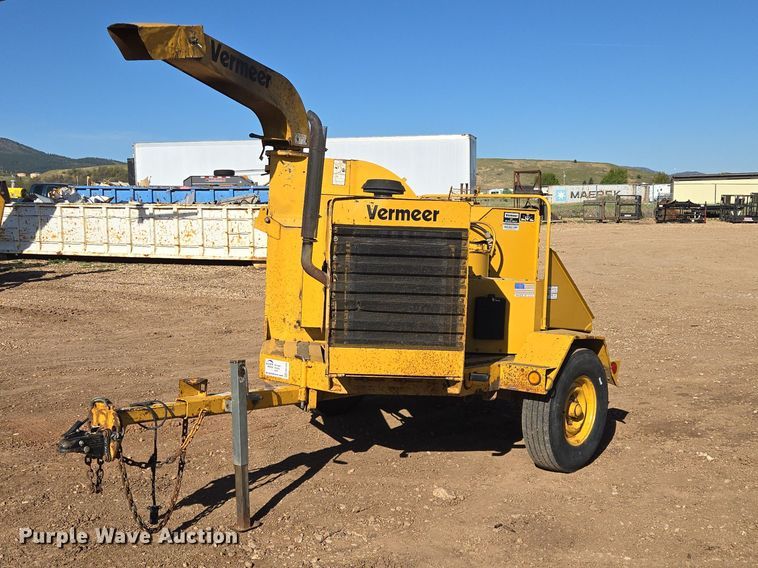 image for item EB1469 1998 Vermeer BC1250A wood chipper
