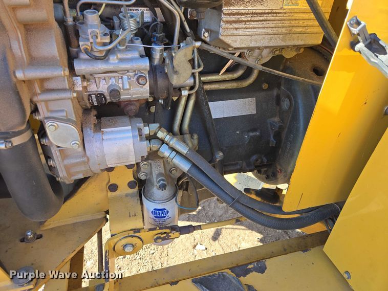 image for item EB1469 1998 Vermeer BC1250A wood chipper