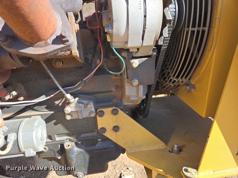 image for item EB1469 1998 Vermeer BC1250A wood chipper