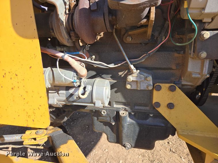 image for item EB1469 1998 Vermeer BC1250A wood chipper