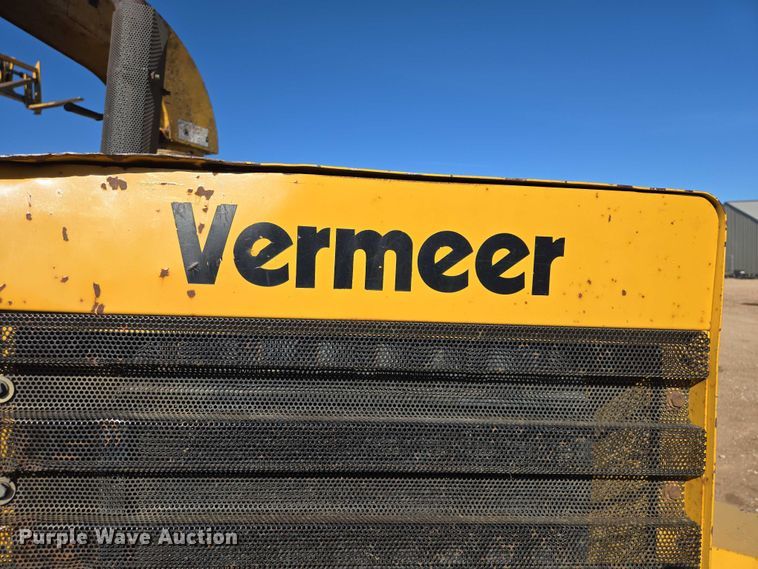 image for item EB1469 1998 Vermeer BC1250A wood chipper