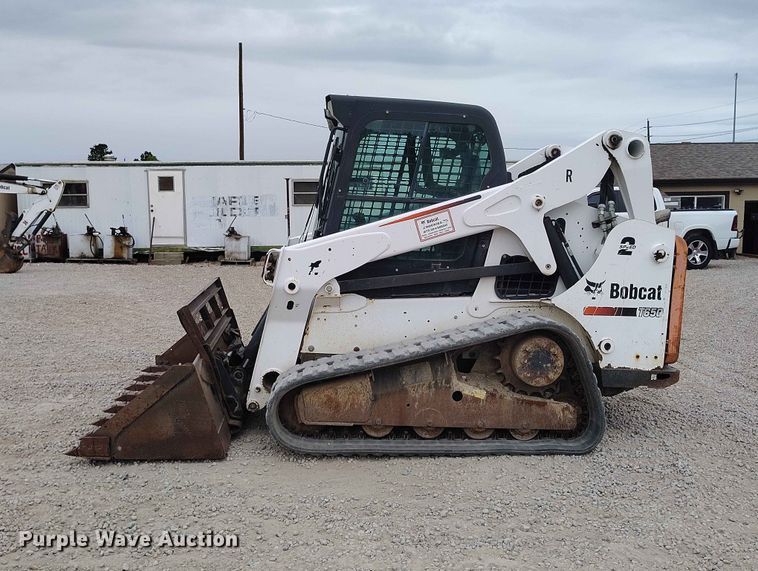 image for item ED0131 2015 Bobcat T650 tracked skid steer loader