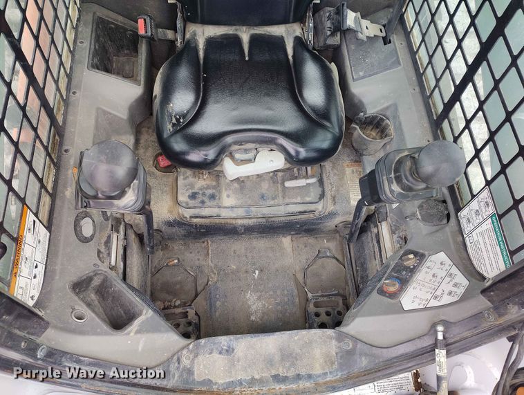 image for item ED0131 2015 Bobcat T650 tracked skid steer loader