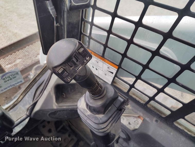image for item ED0131 2015 Bobcat T650 tracked skid steer loader
