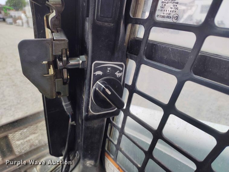 image for item ED0131 2015 Bobcat T650 tracked skid steer loader