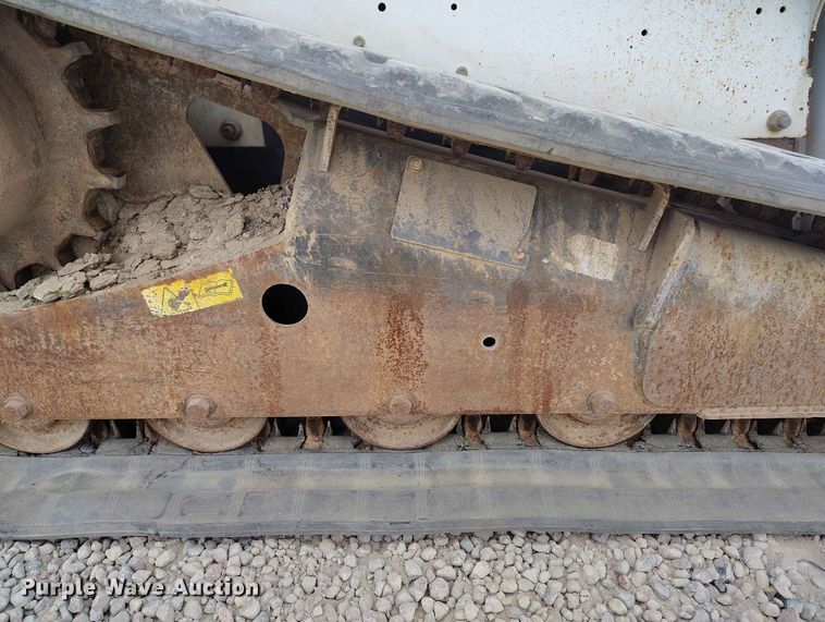 image for item ED0131 2015 Bobcat T650 tracked skid steer loader