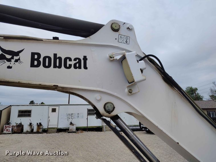 image for item ED0132 2013 Bobcat E35 mini excavator