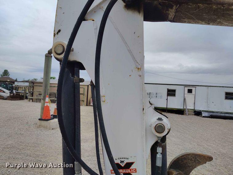 image for item ED0132 2013 Bobcat E35 mini excavator
