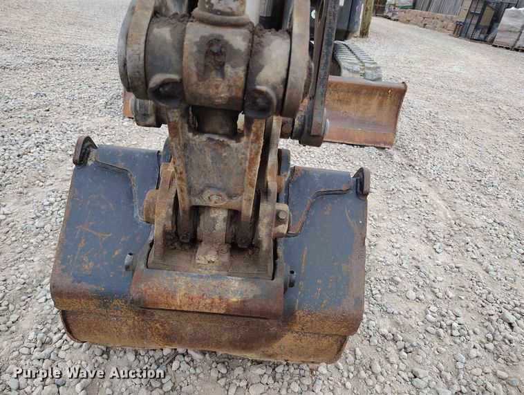 image for item ED0132 2013 Bobcat E35 mini excavator