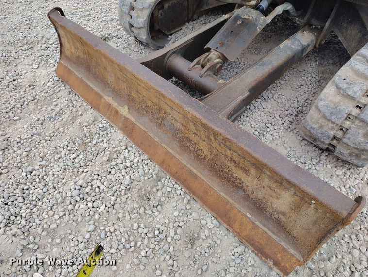 image for item ED0132 2013 Bobcat E35 mini excavator