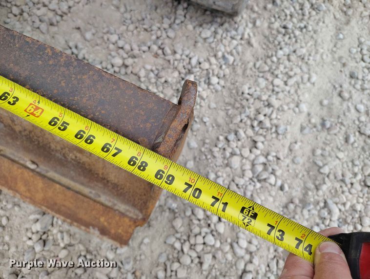 image for item ED0132 2013 Bobcat E35 mini excavator