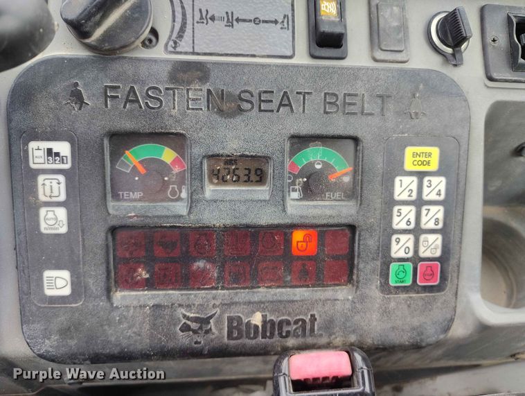 image for item ED0132 2013 Bobcat E35 mini excavator