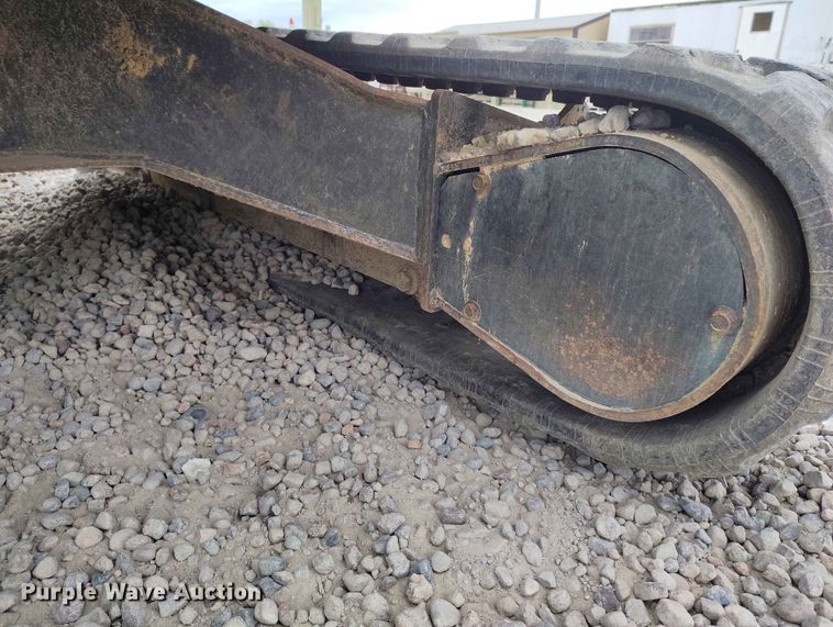 image for item ED0132 2013 Bobcat E35 mini excavator