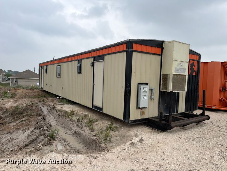 image for item ED5247 Skid mounted living quarters
