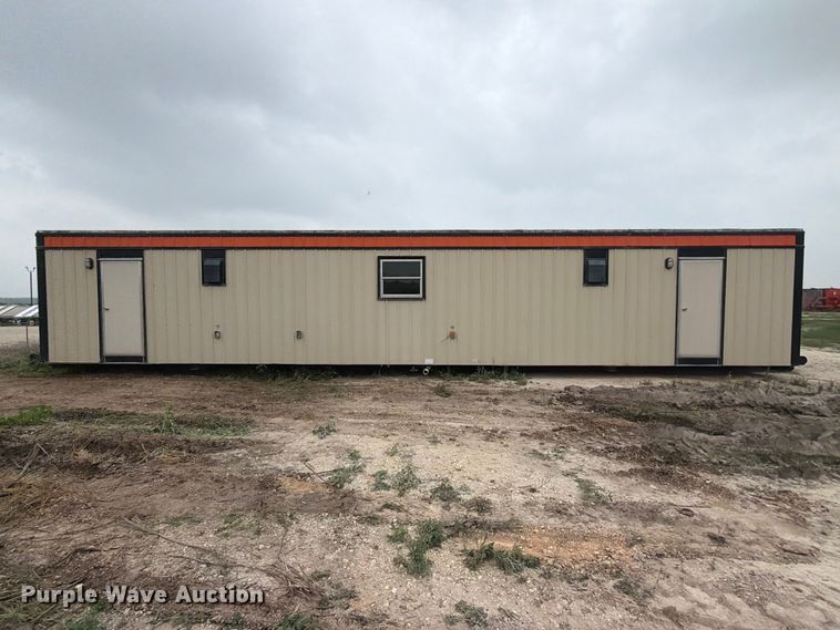 image for item ED5247 Skid mounted living quarters