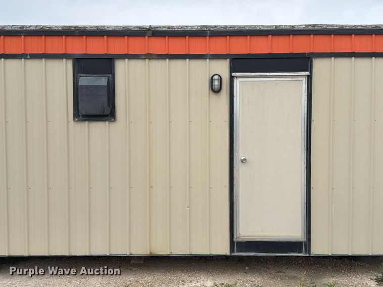 image for item ED5247 Skid mounted living quarters