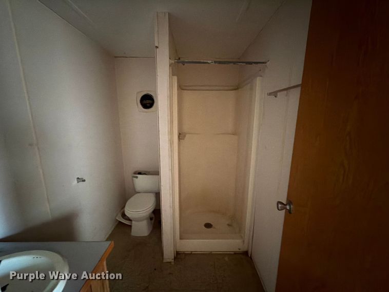 image for item ED5247 Skid mounted living quarters