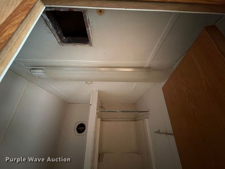 image for item ED5247 Skid mounted living quarters