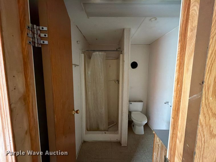 image for item ED5247 Skid mounted living quarters