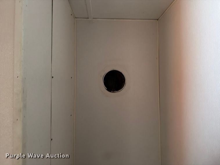 image for item ED5247 Skid mounted living quarters