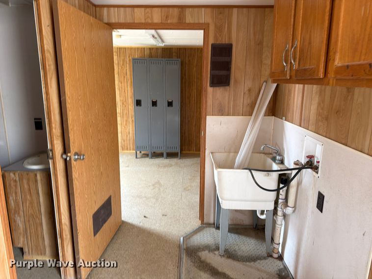 image for item ED5247 Skid mounted living quarters