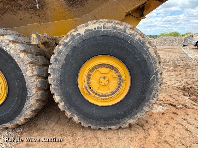 image for item ED5286 2022 John Deere 460E articulated haul truck