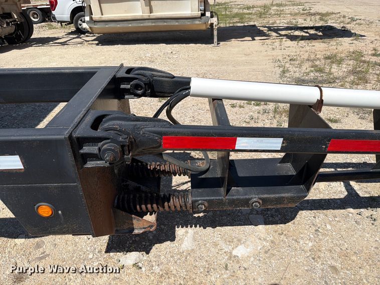 image for item ED5292 2005 Davis end dump pup trailer