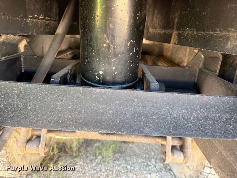 image for item ED5292 2005 Davis end dump pup trailer