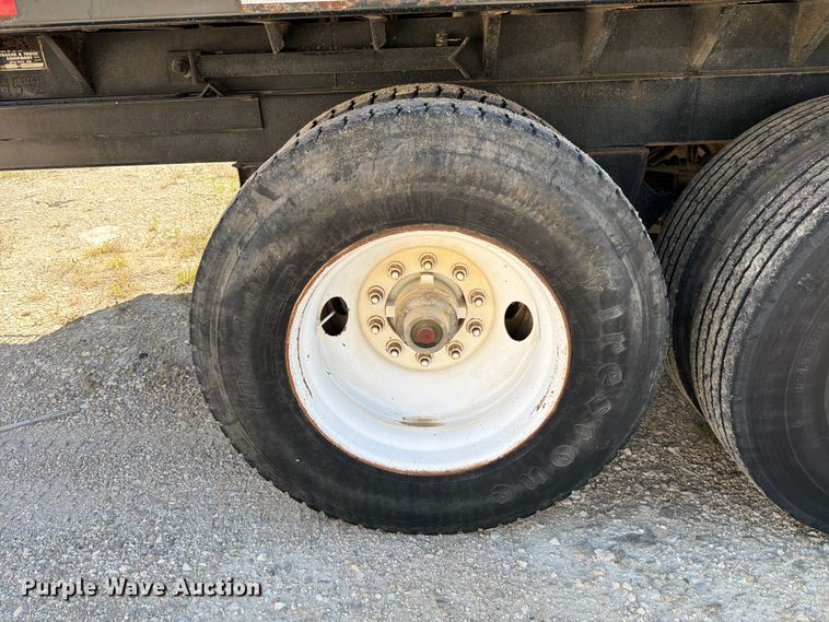 image for item ED5292 2005 Davis end dump pup trailer