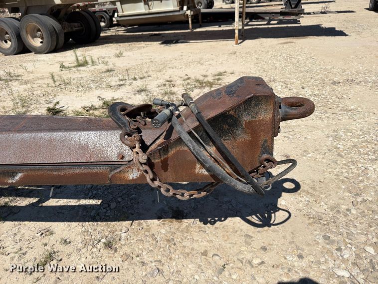 image for item ED5293 2005 Davis end dump pup trailer
