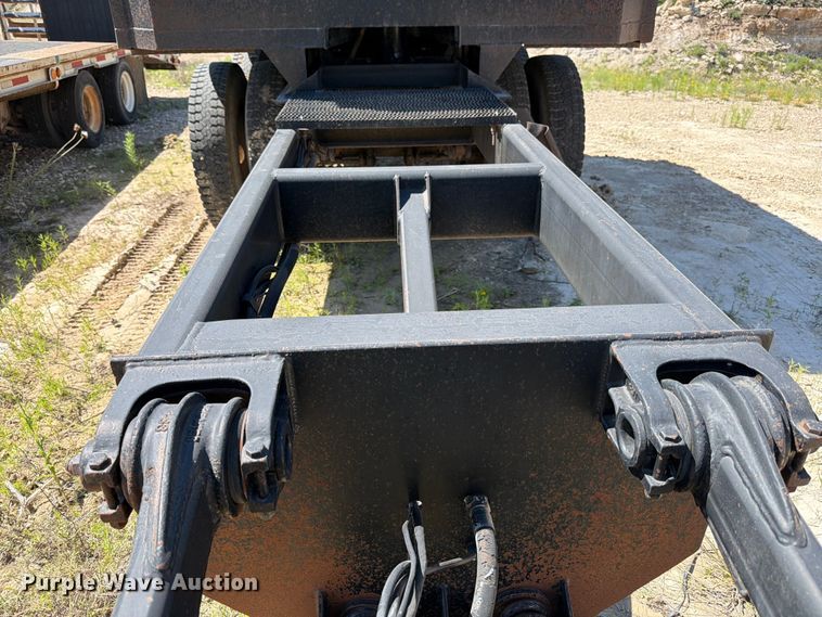 image for item ED5293 2005 Davis end dump pup trailer