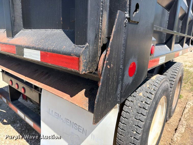 image for item ED5293 2005 Davis end dump pup trailer